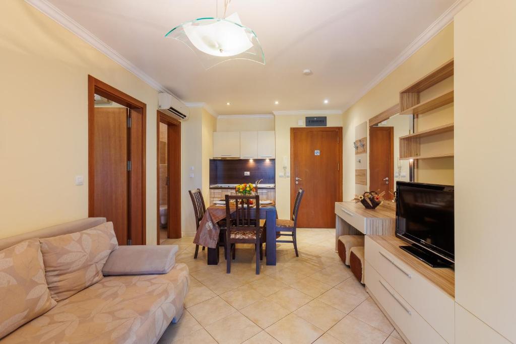 1-Bedroom Apartment in Santa Marina